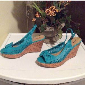 🎀2/20🎀 Apt 9 turquoise fashion sandals 👡